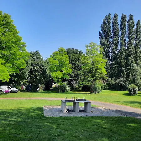 Le Moulin Des Effres Camping *