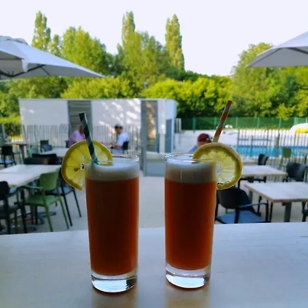 Le Moulin Des Effres *