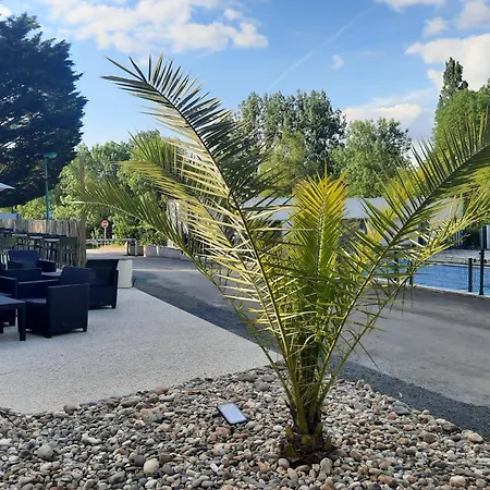 Le Moulin Des Effres Camping